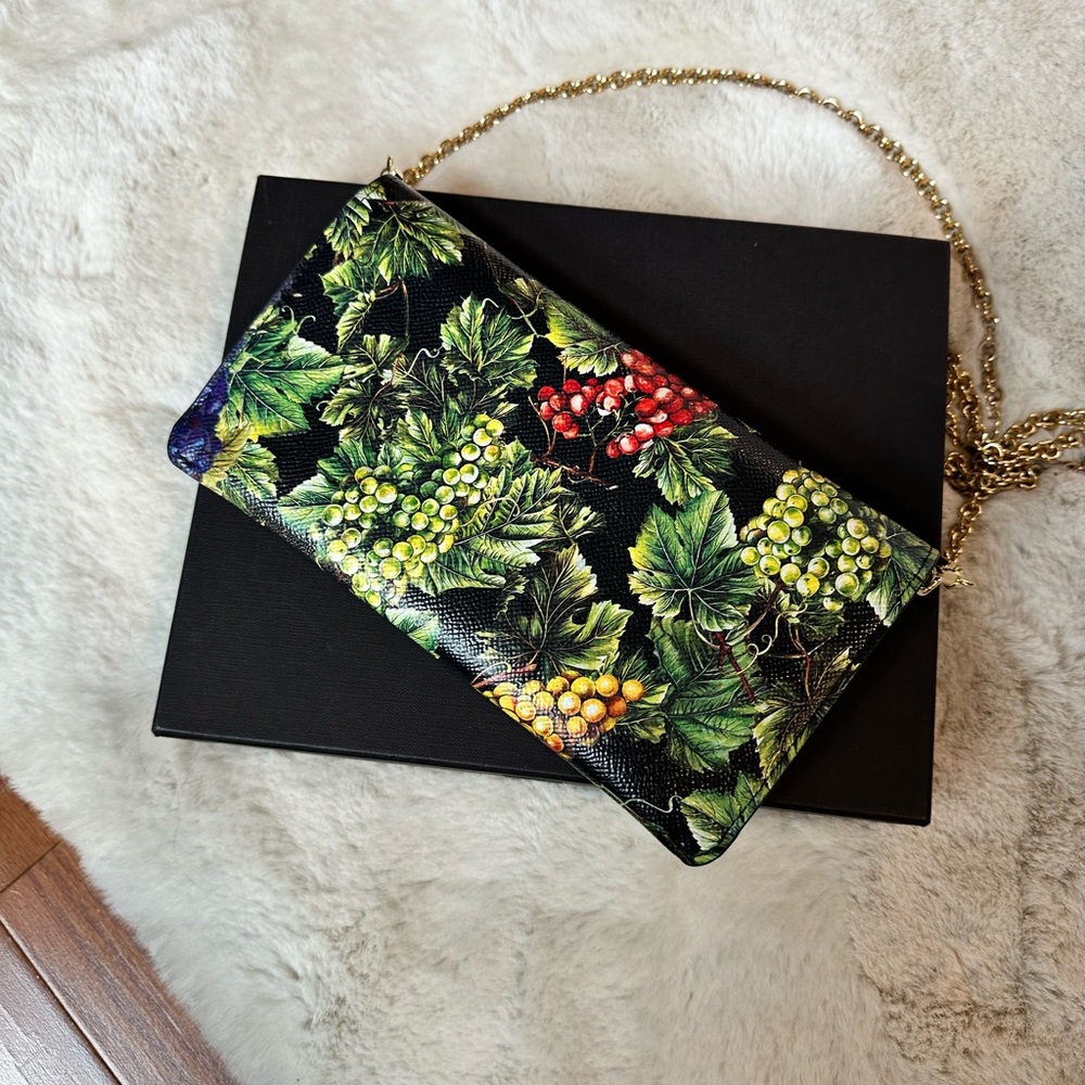 Dolce & Gabbana Floral print leather crossbody on chain - Picture 3 of 6